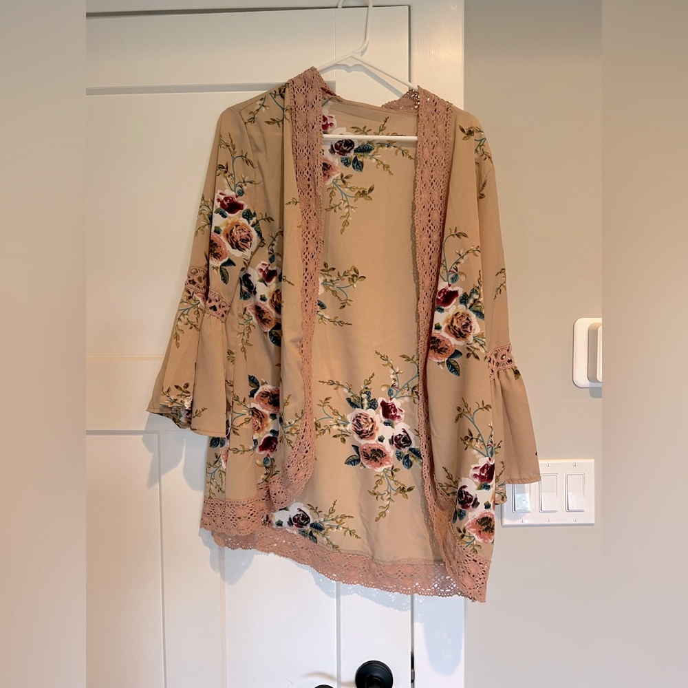 Tan kimono